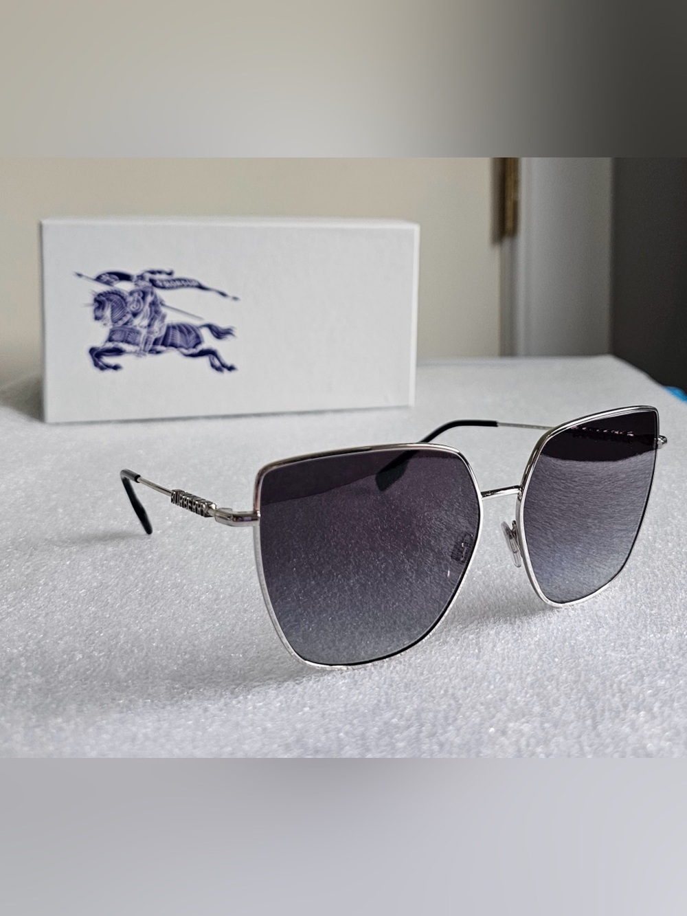 Burberry Alexis Cat Eye Sunglasses - BE 3143 1005/8G - NEW W/ BOX